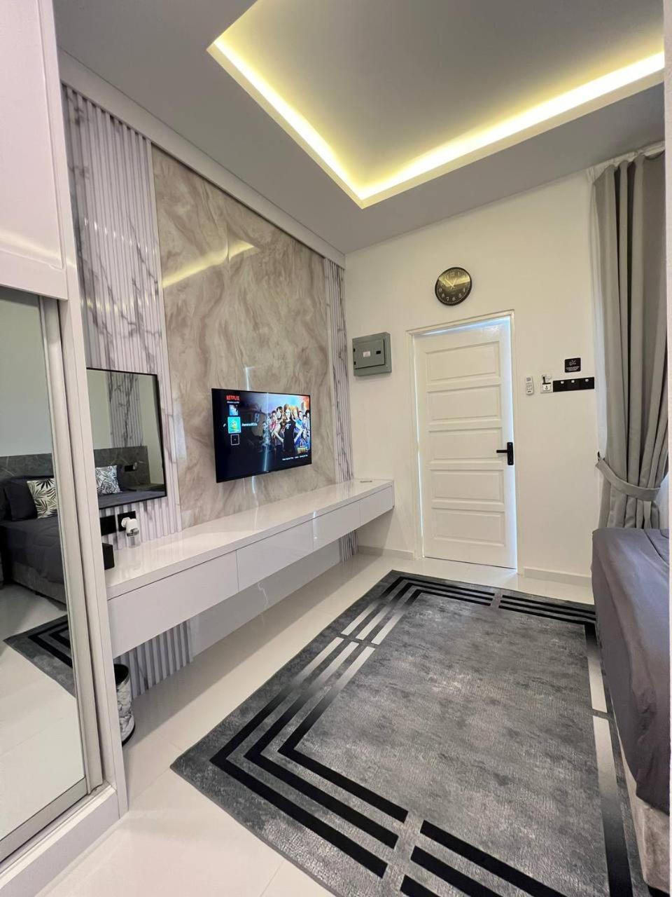Auranad Tinyhouse Bandar Tanah Merah Wifi Netflix Exterior foto